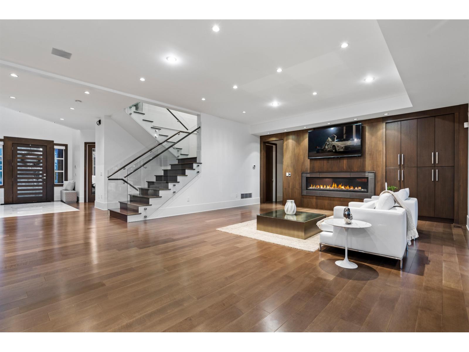 2461 EAGLE MOUNTAIN DRIVE