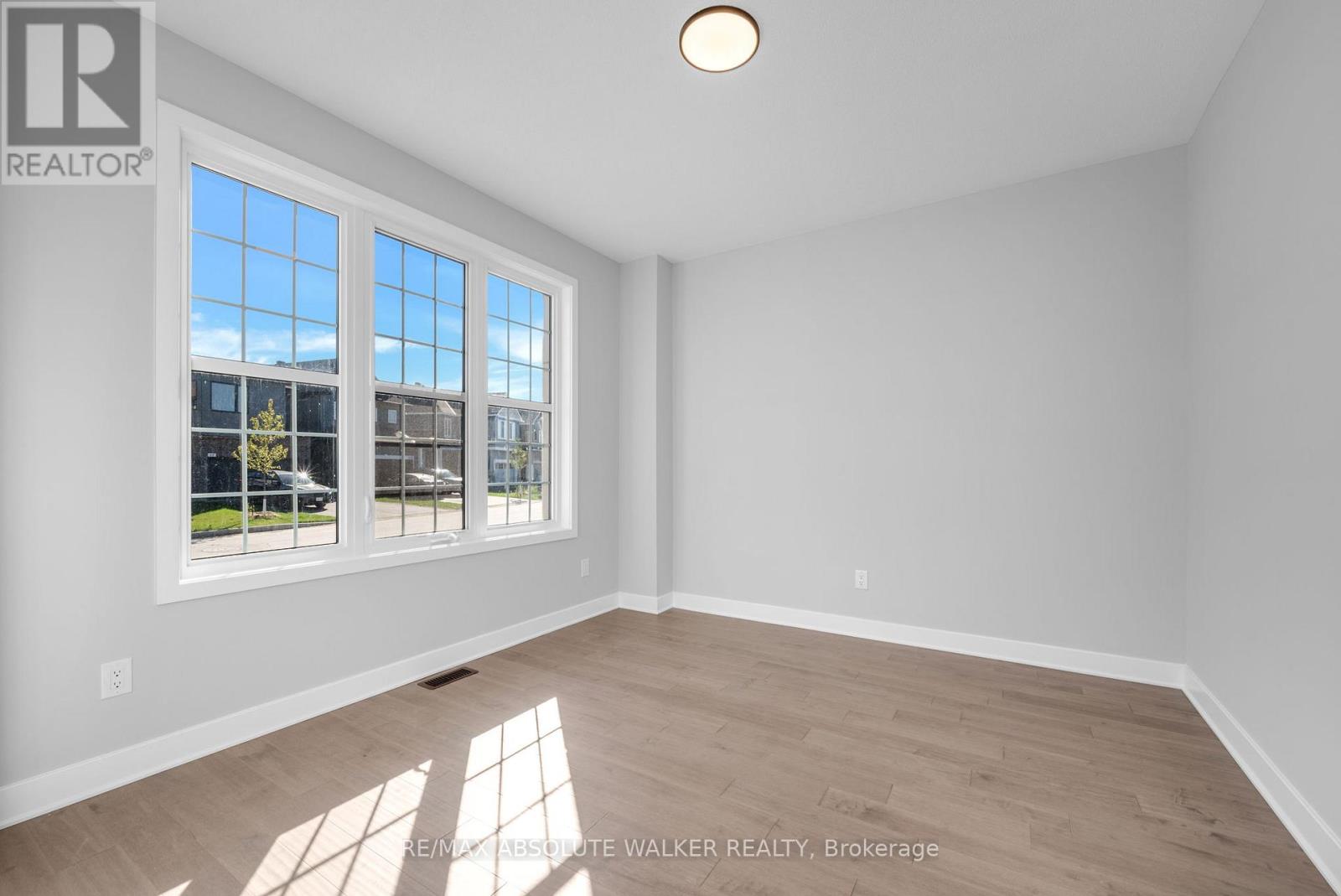 584 PAAKANAAK AVENUE