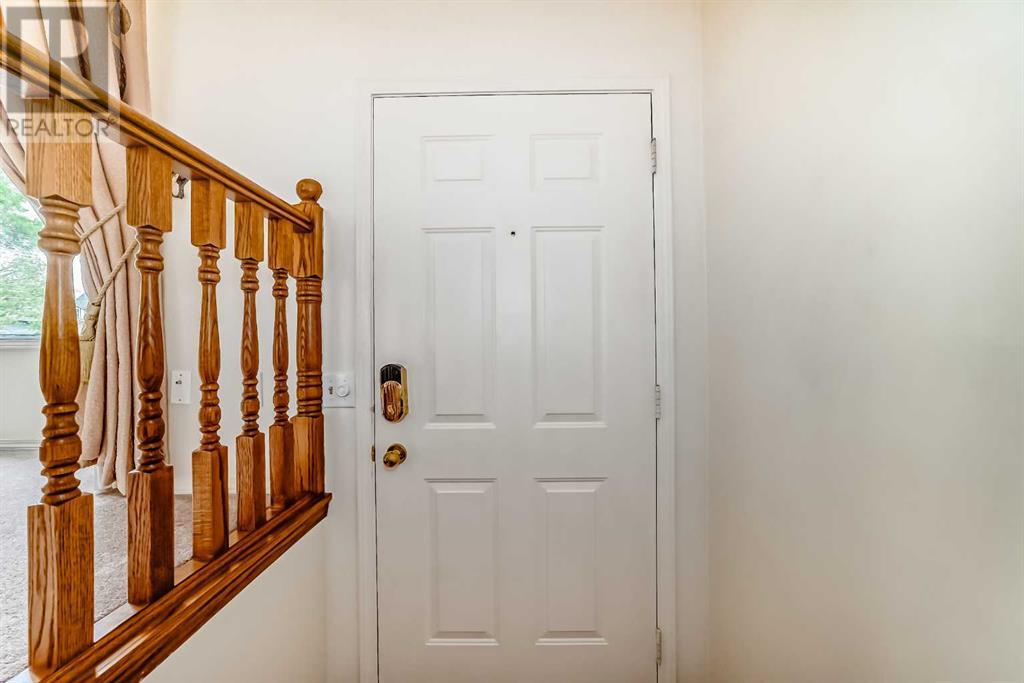 139 Stratton Crescent SW
