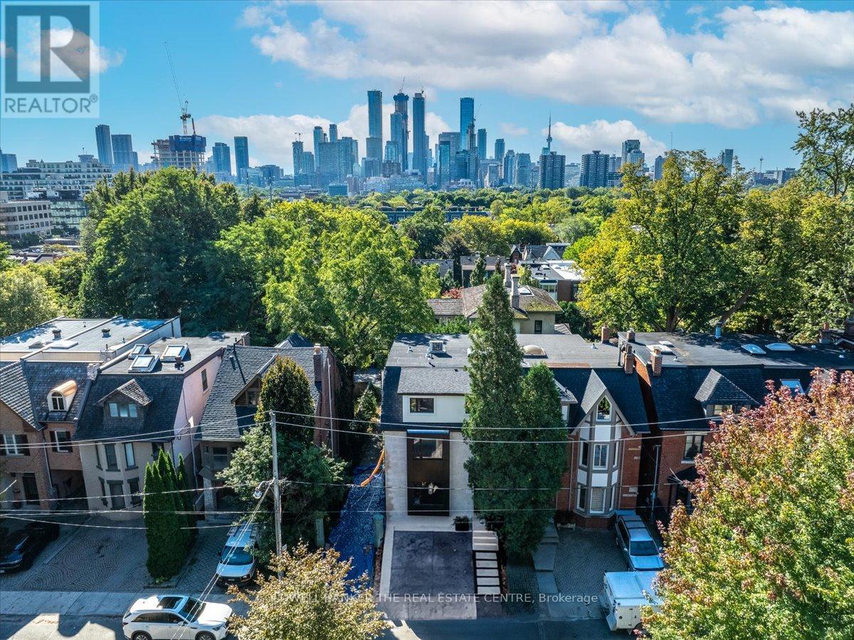 37 WOODLAWN AVENUE W