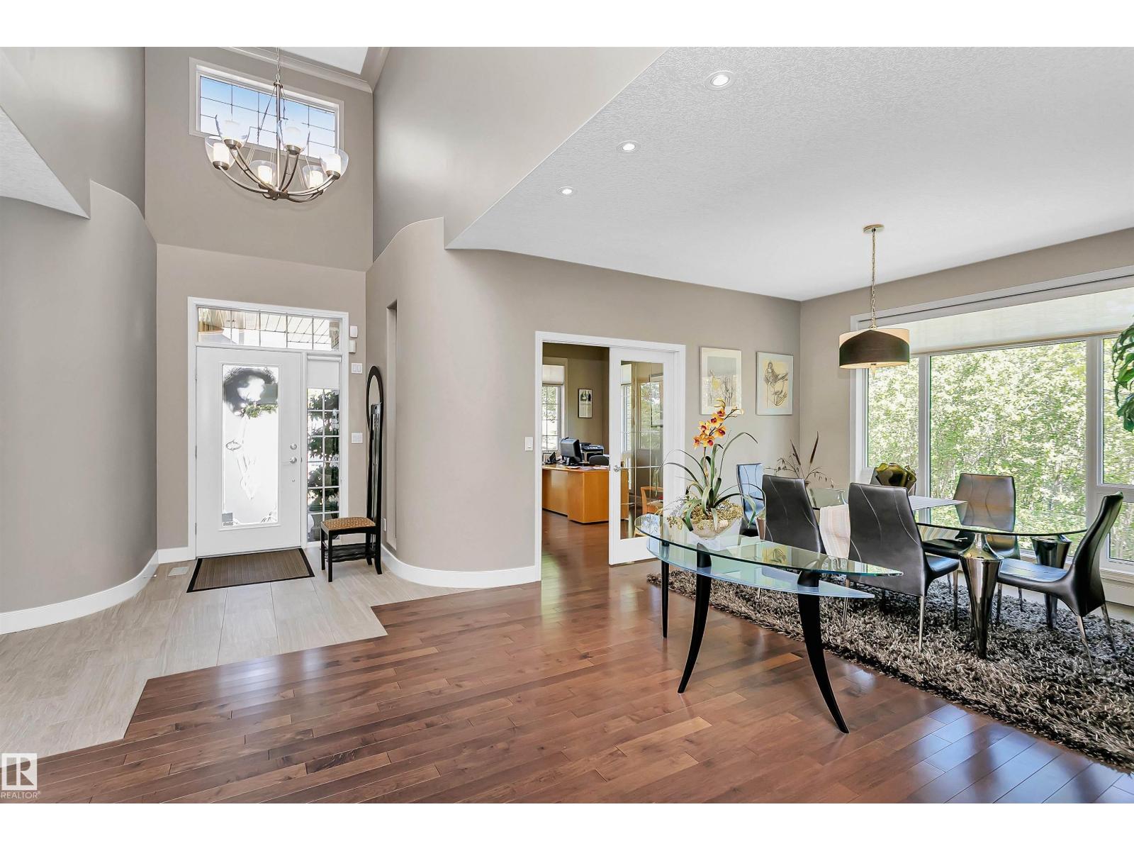 #2 735 Butterworth DR NW