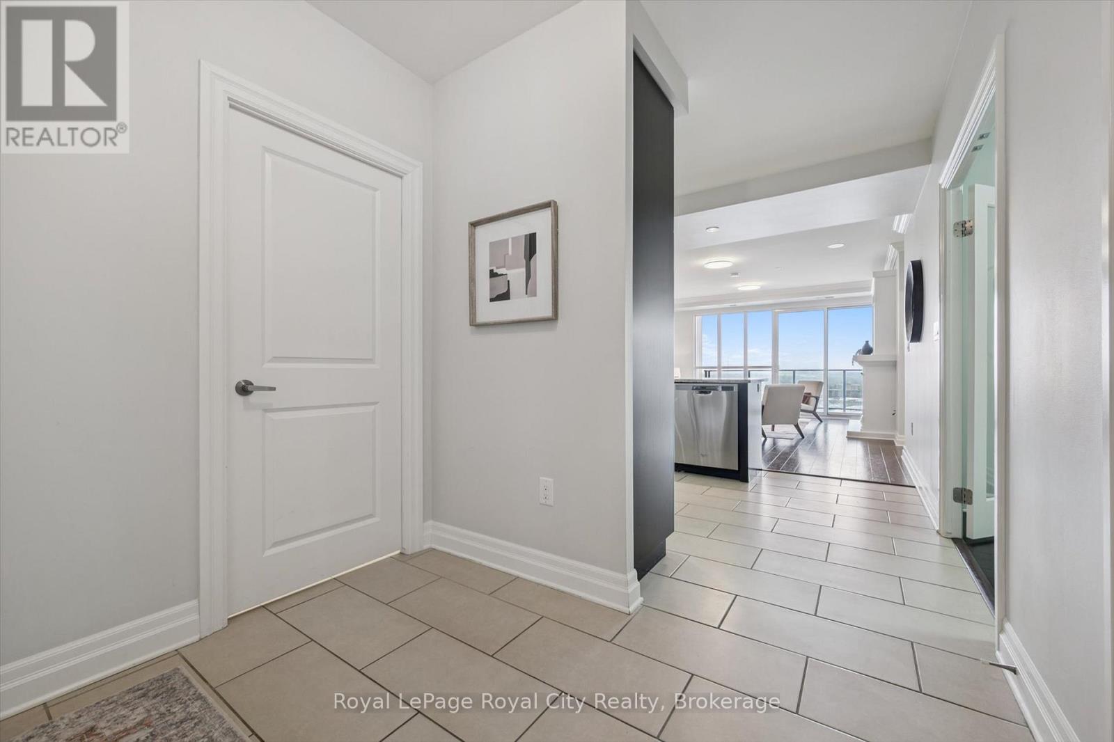 1108 - 160 MACDONELL STREET