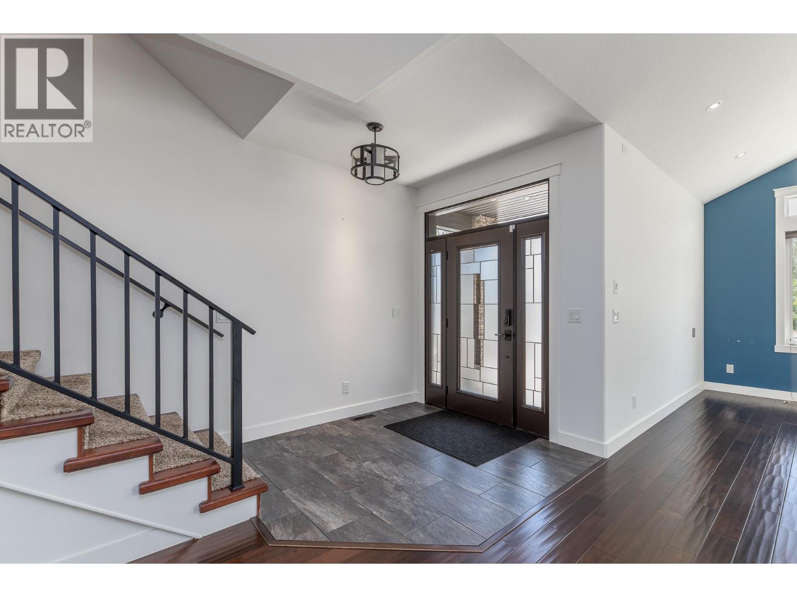 567 Pineview Road