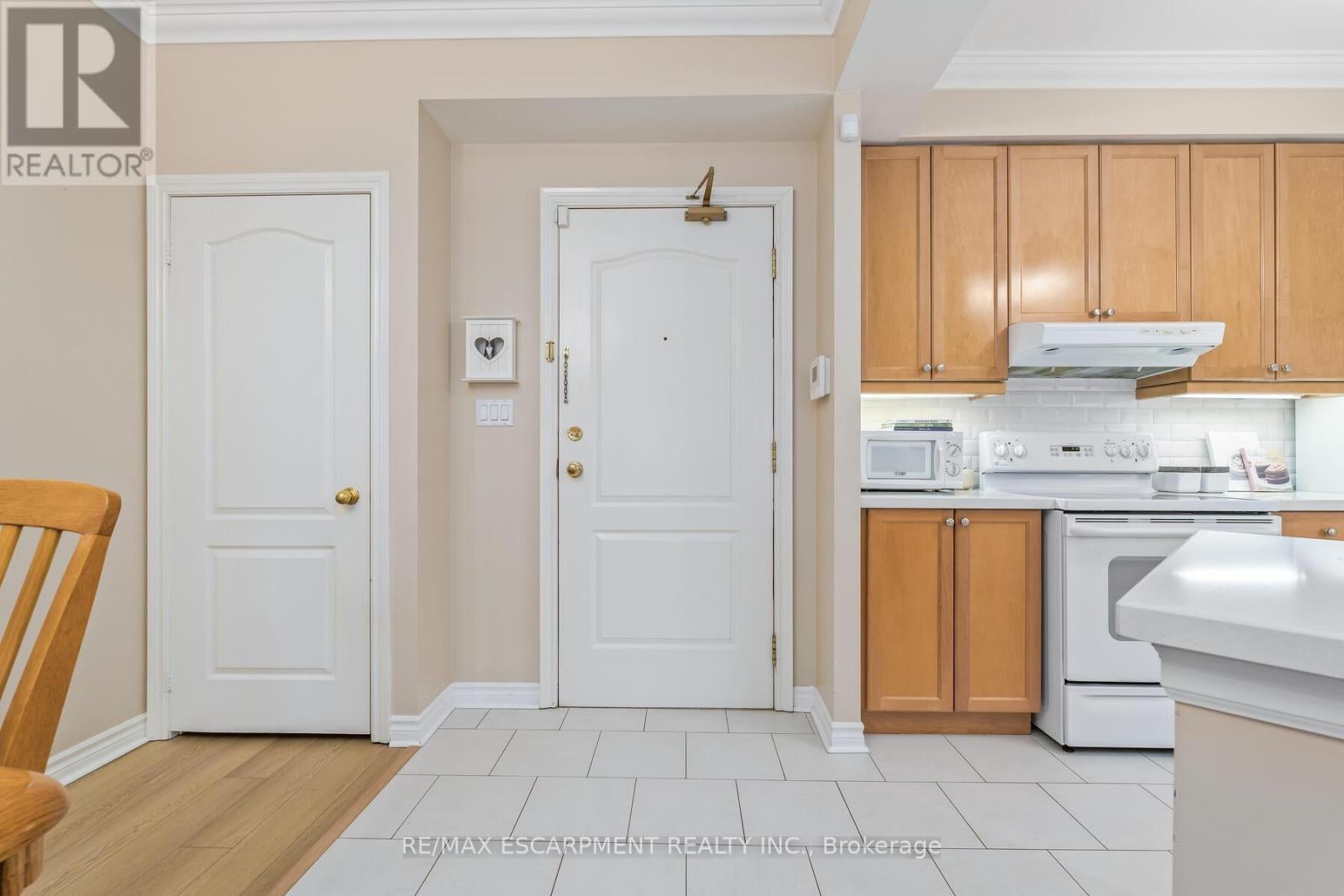 116 - 3351 CAWTHRA ROAD