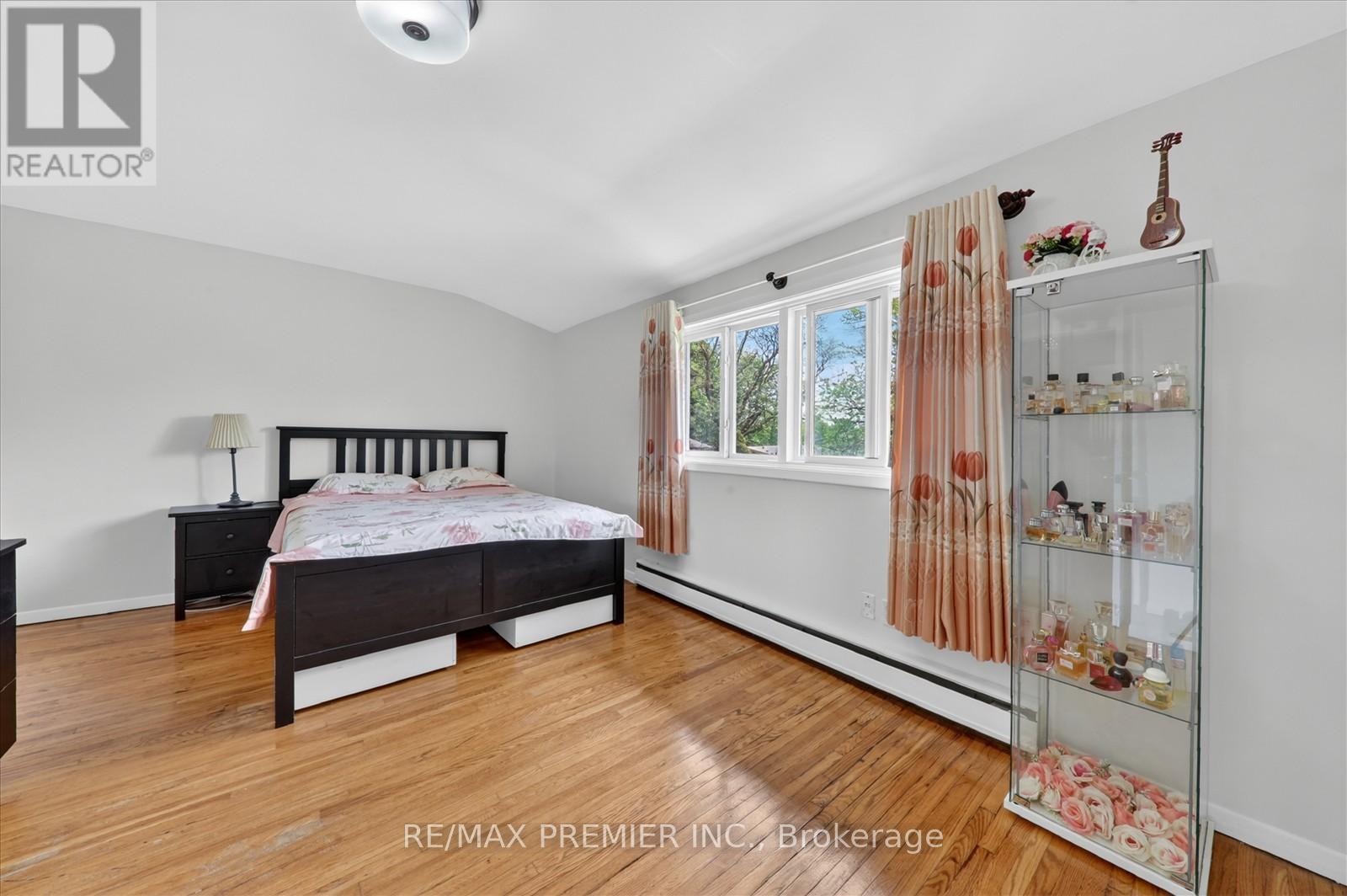 48 - 85 DRIFTWOOD AVENUE