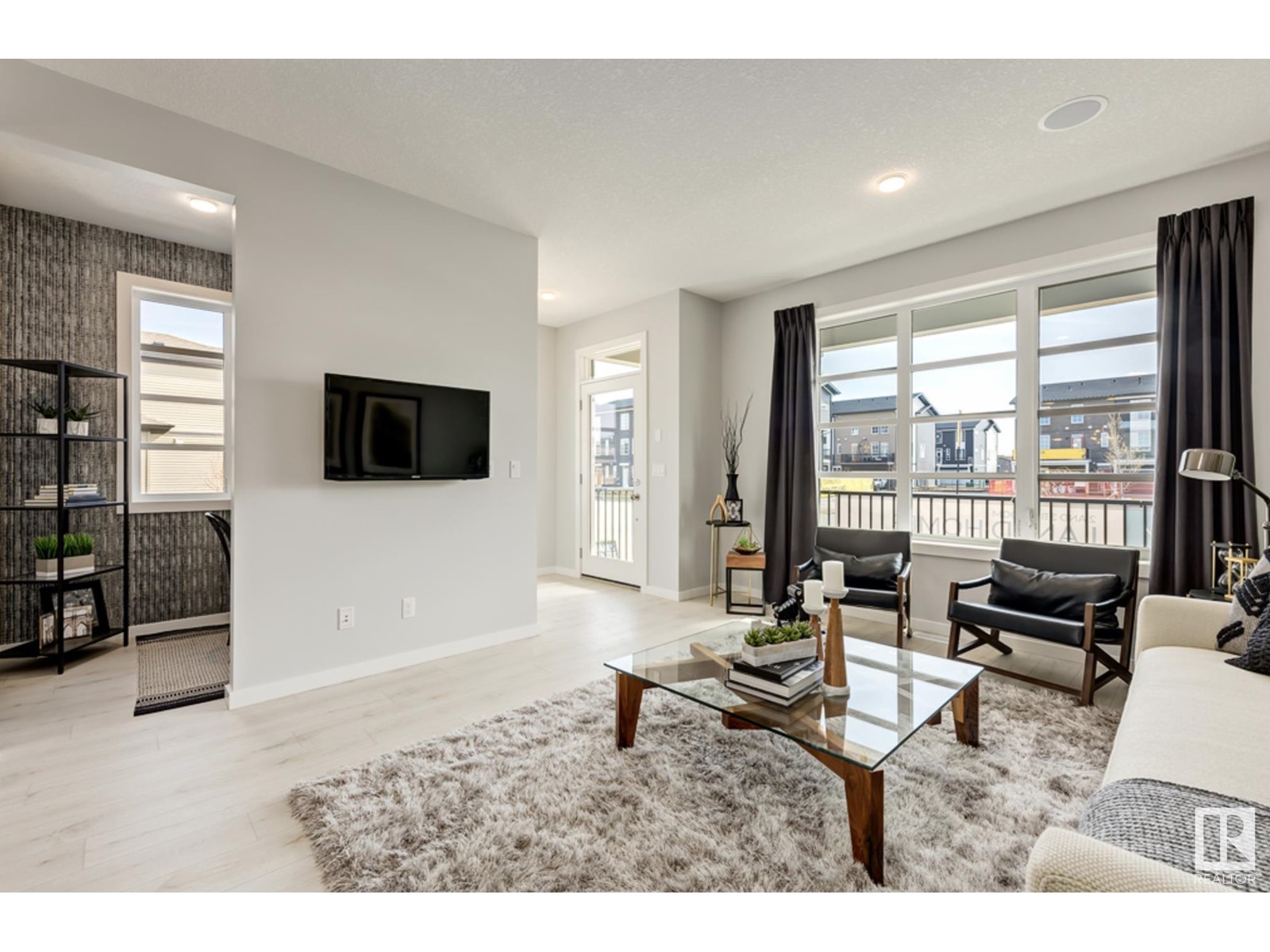 17203 3 ST NW