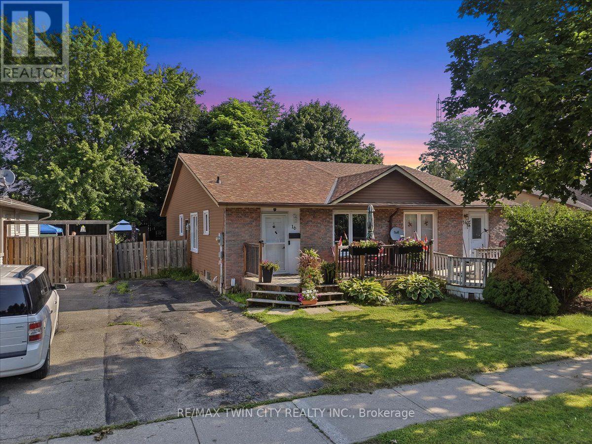 16 PALOMINO DRIVE