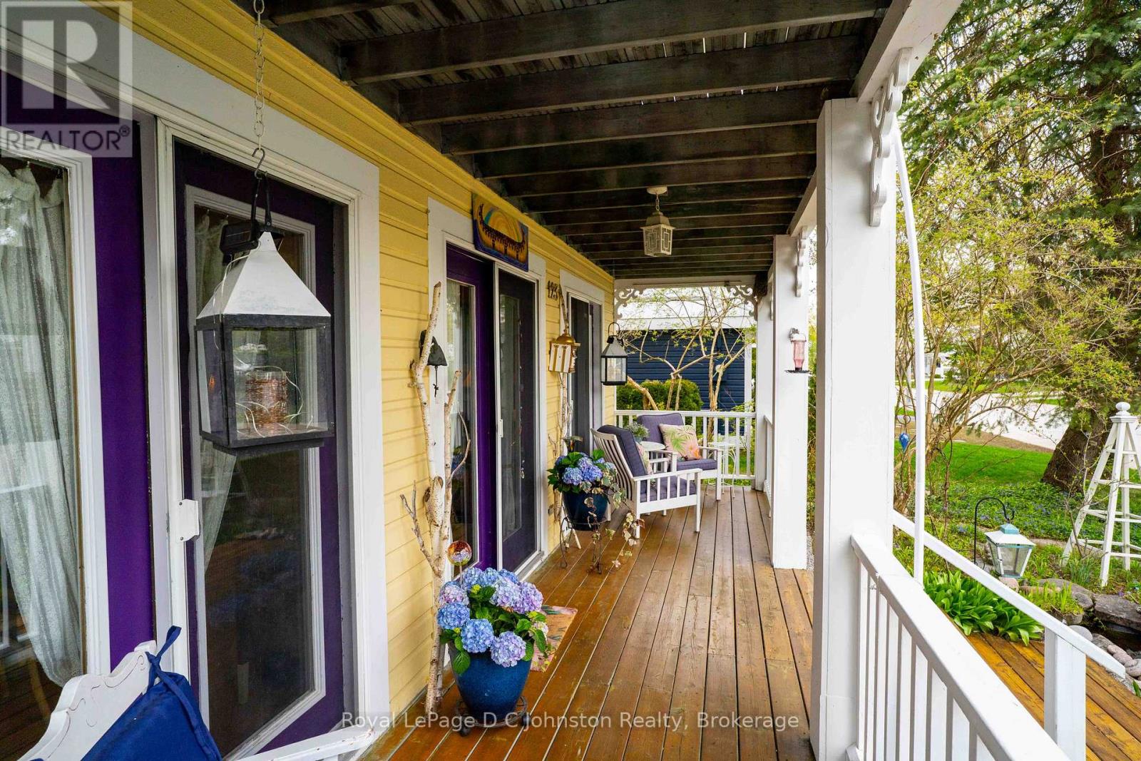 UNIT 123 - 383 MCNABB STREET