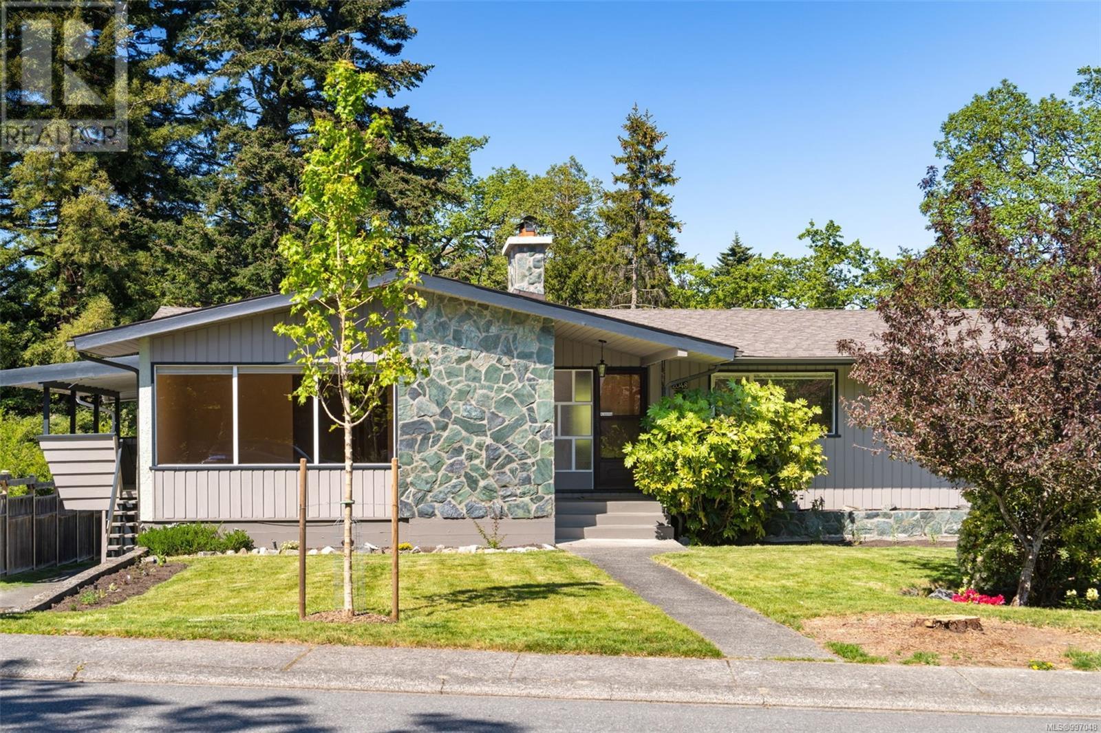2048 Frederick Norris Rd