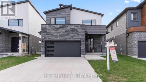 2206 TOKALA TRAIL London North (North S) ON N6G0V8