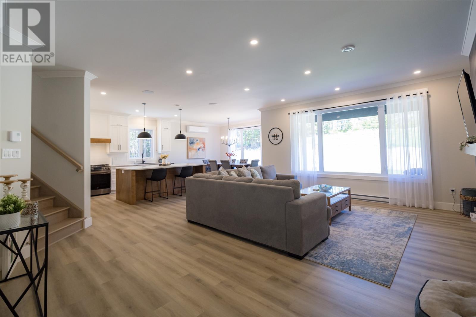 373 Dogberry Hill Road
