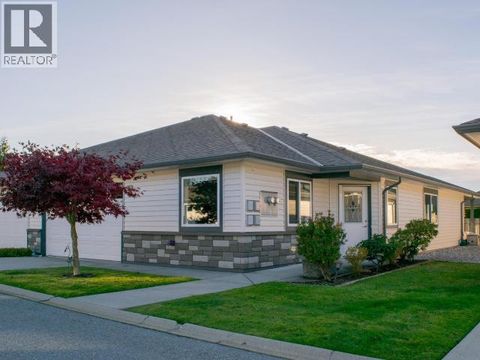 7-4415 MANSON AVE Powell River BC V8A0A5