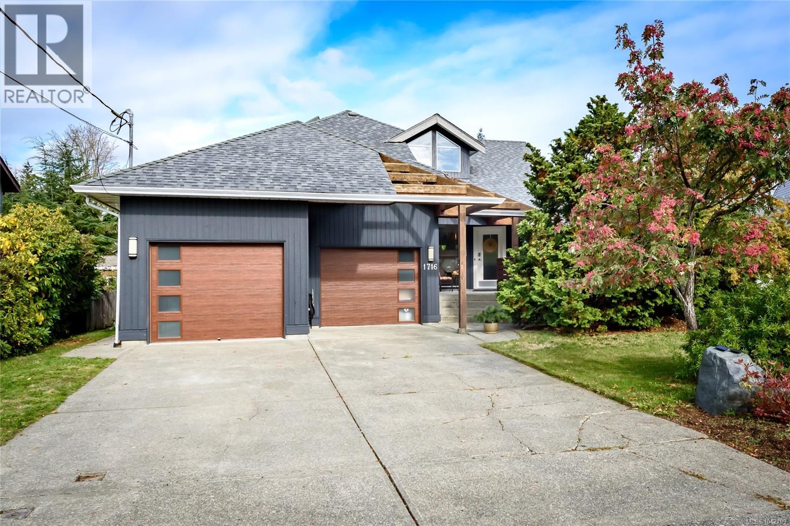 1716 Tofino Pl