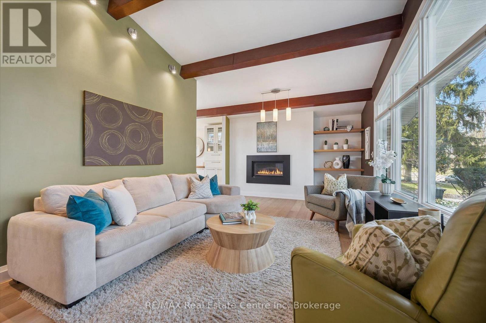 67 SUNNYLEA CRESCENT