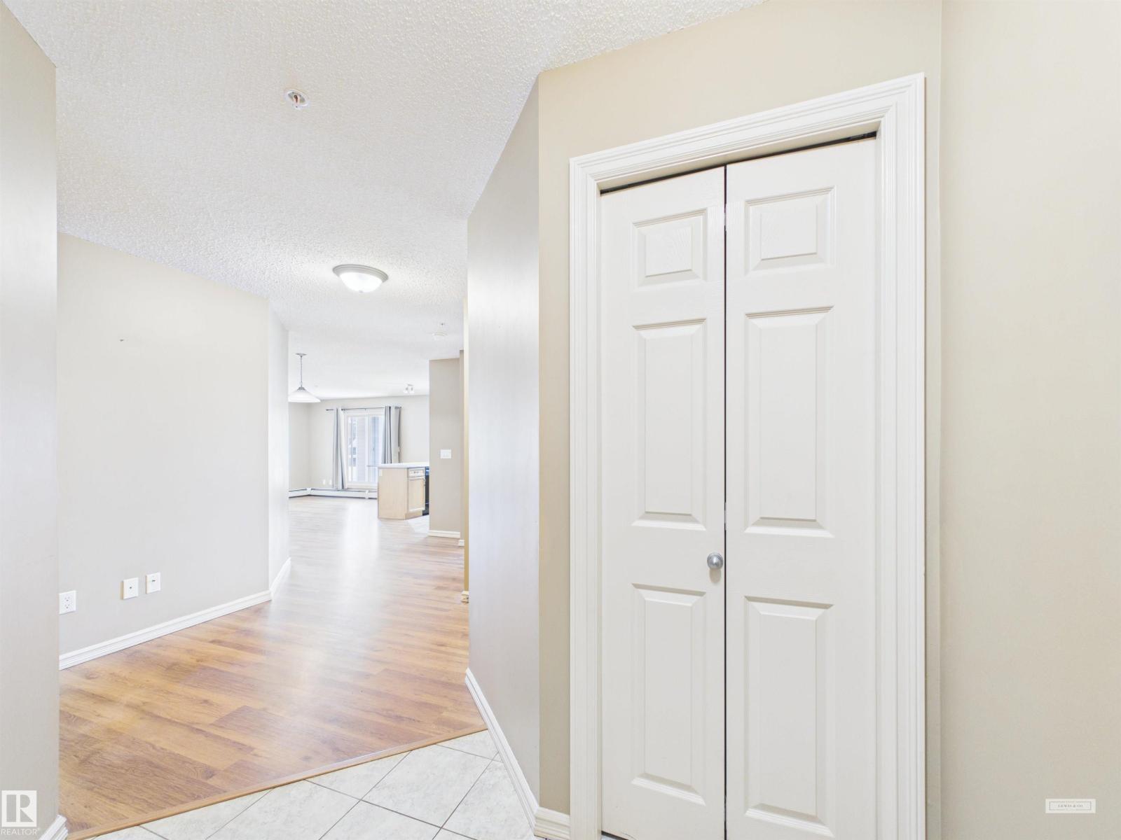 #208 4403 23 ST NW