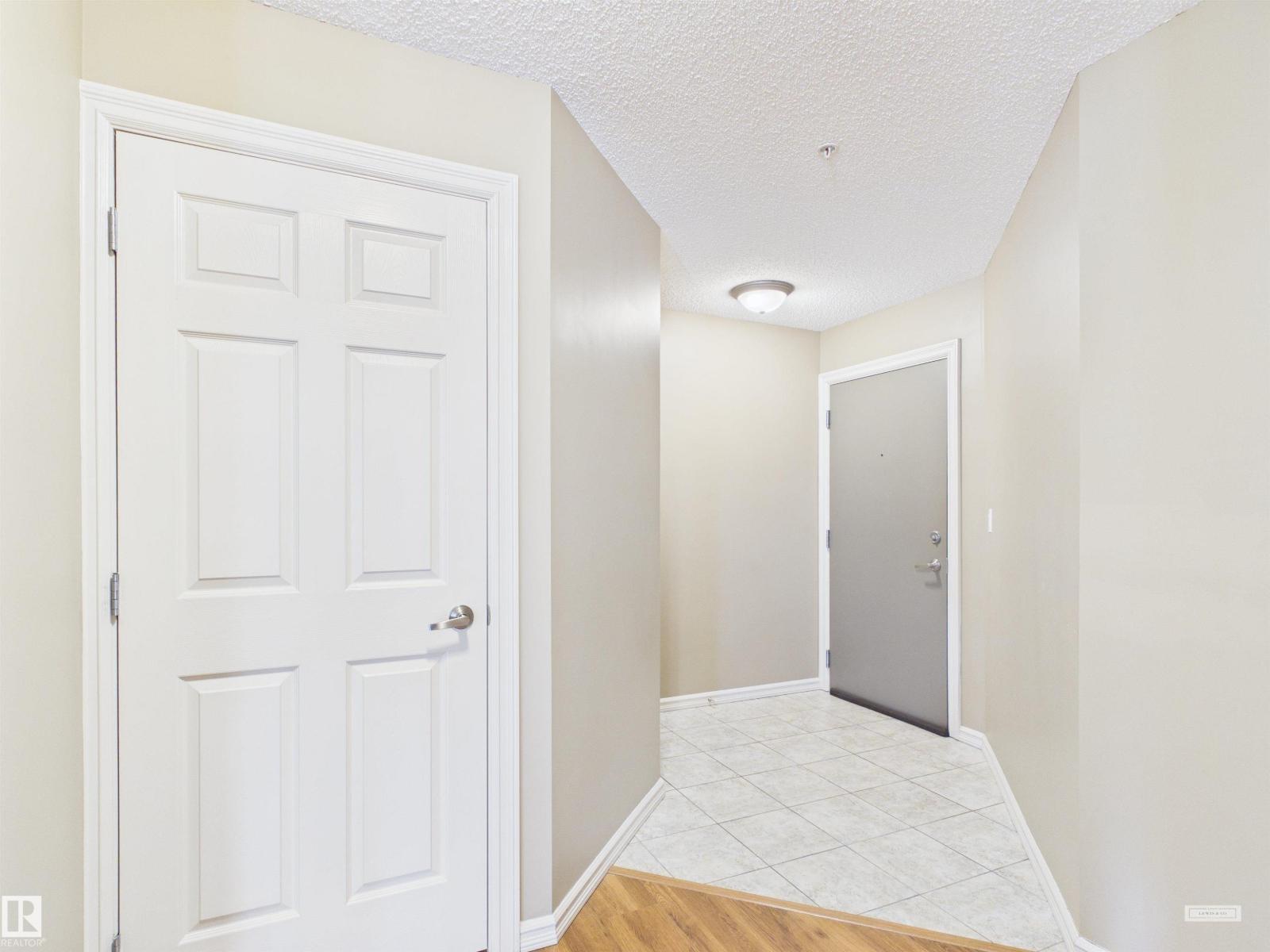 #208 4403 23 ST NW