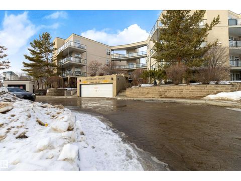 #110 9804 101 ST NW Edmonton AB T5K2X3