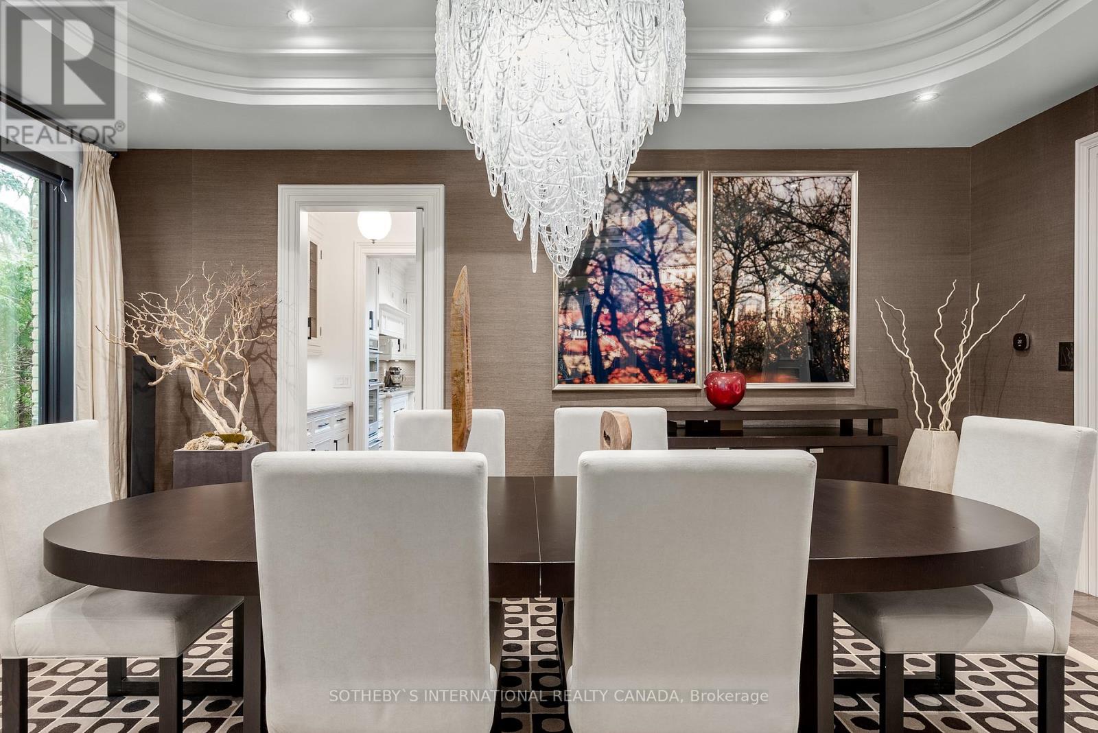 6 BAYVIEW WOOD