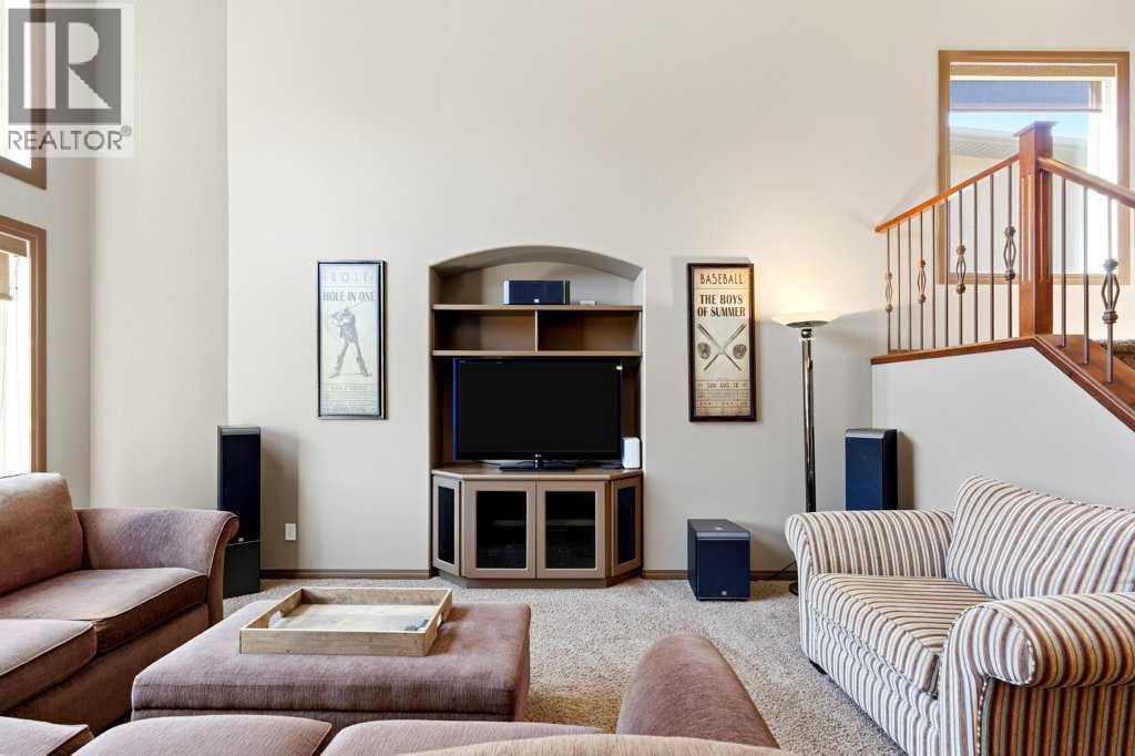 23 Aspen Stone Crescent SW