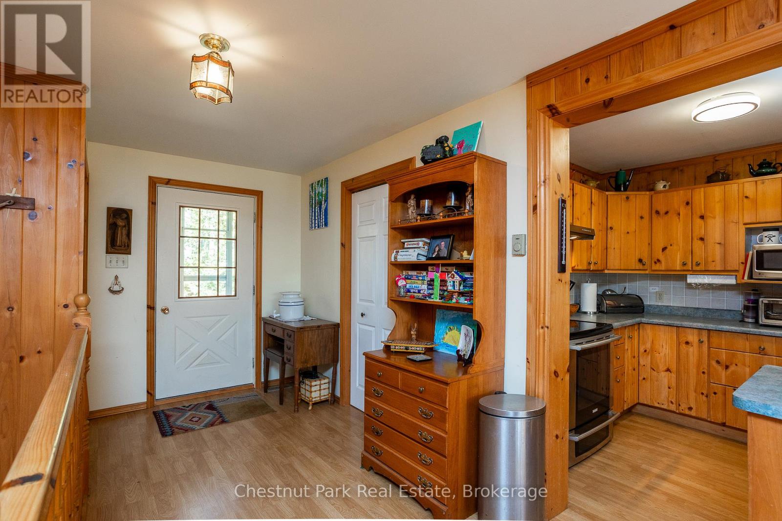 305 BARNEY'S BOULEVARD