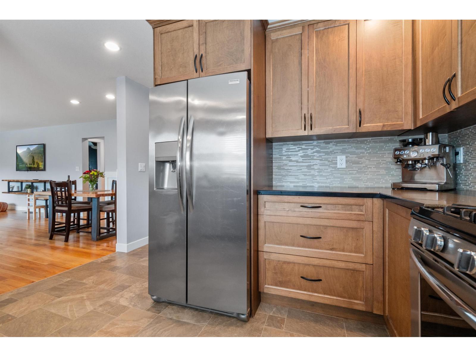 9728 HEATHER STREET|Chilliwack Proper East