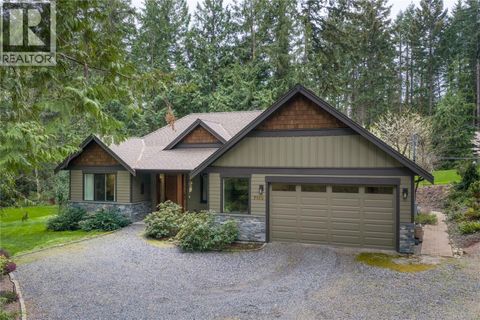 7165 Royal Dr Lantzville BC V0R2H0