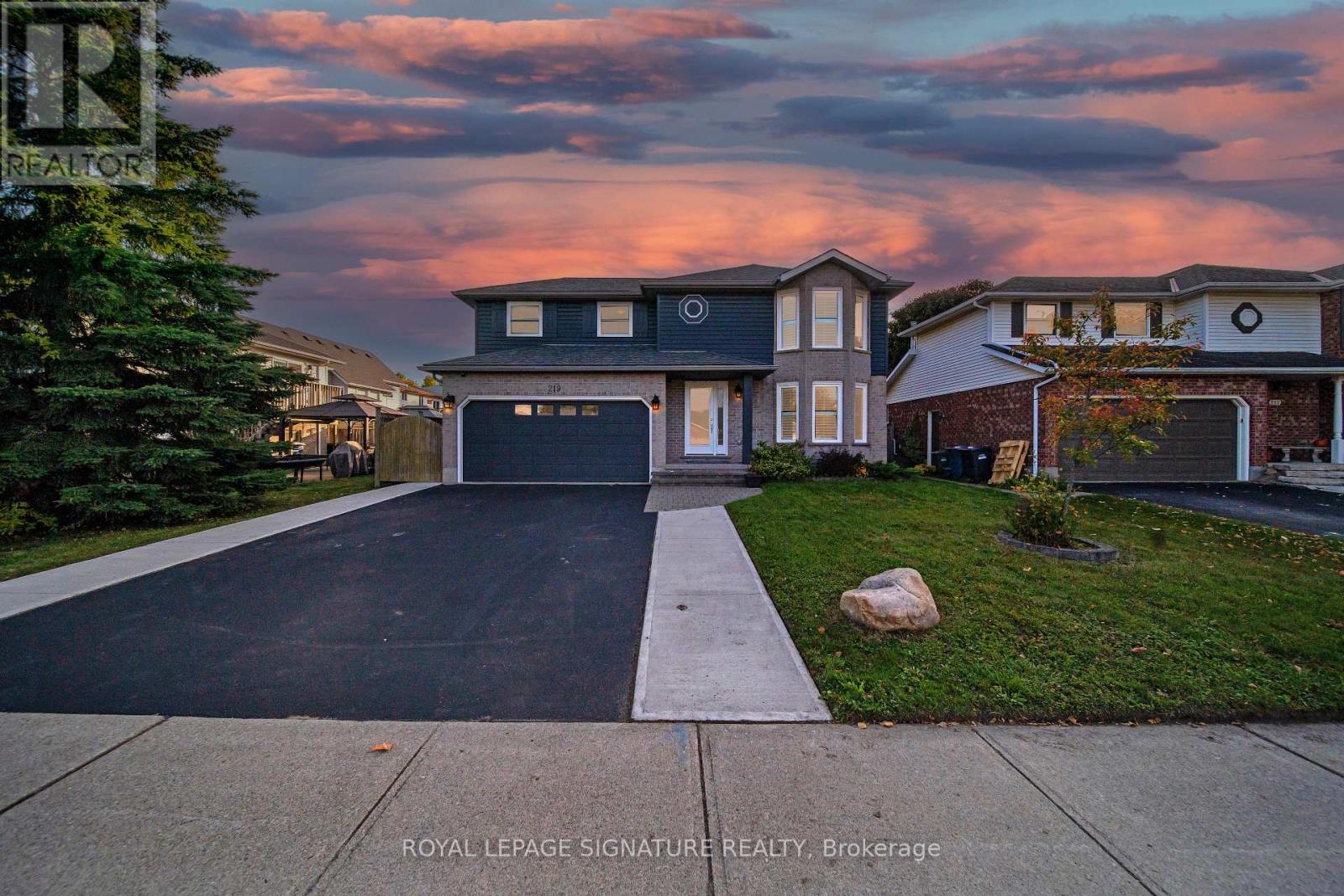219 ELMIRA ROAD S