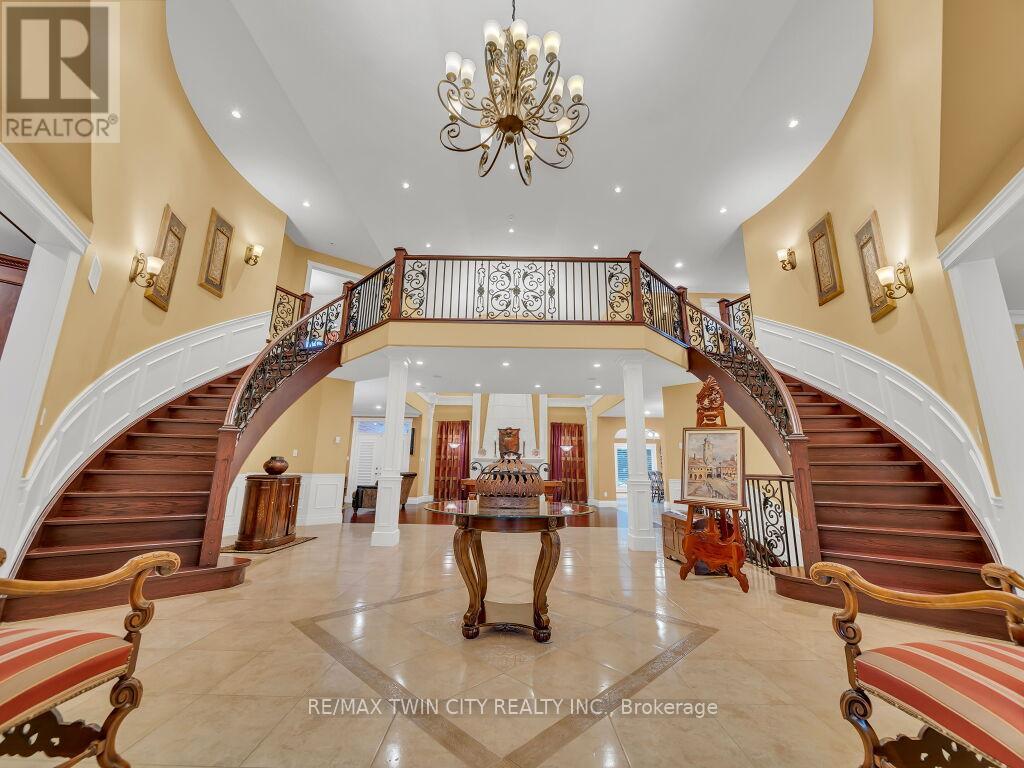 26 PADDOCK COURT