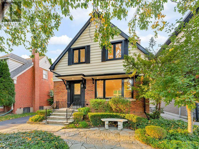32 EDWALTER AVENUE