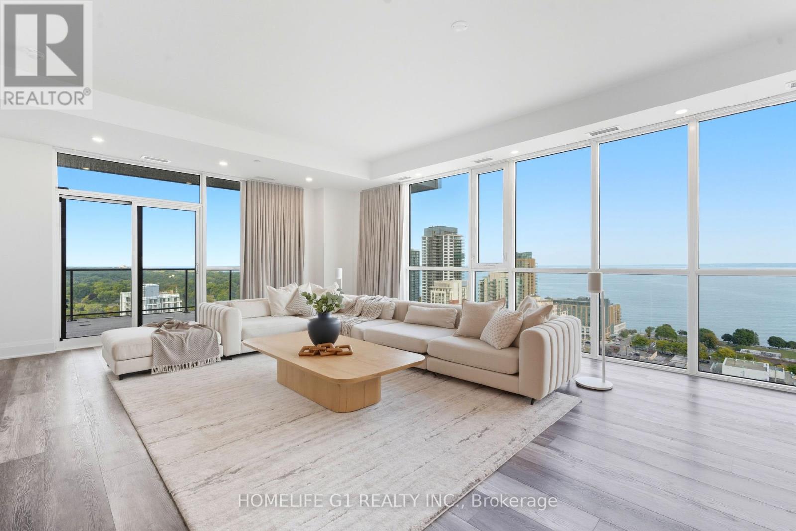 2002 - 2007 JAMES STREET