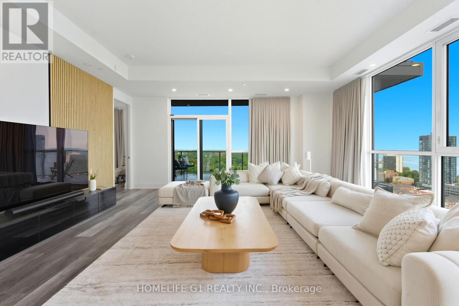 2002 - 2007 JAMES STREET