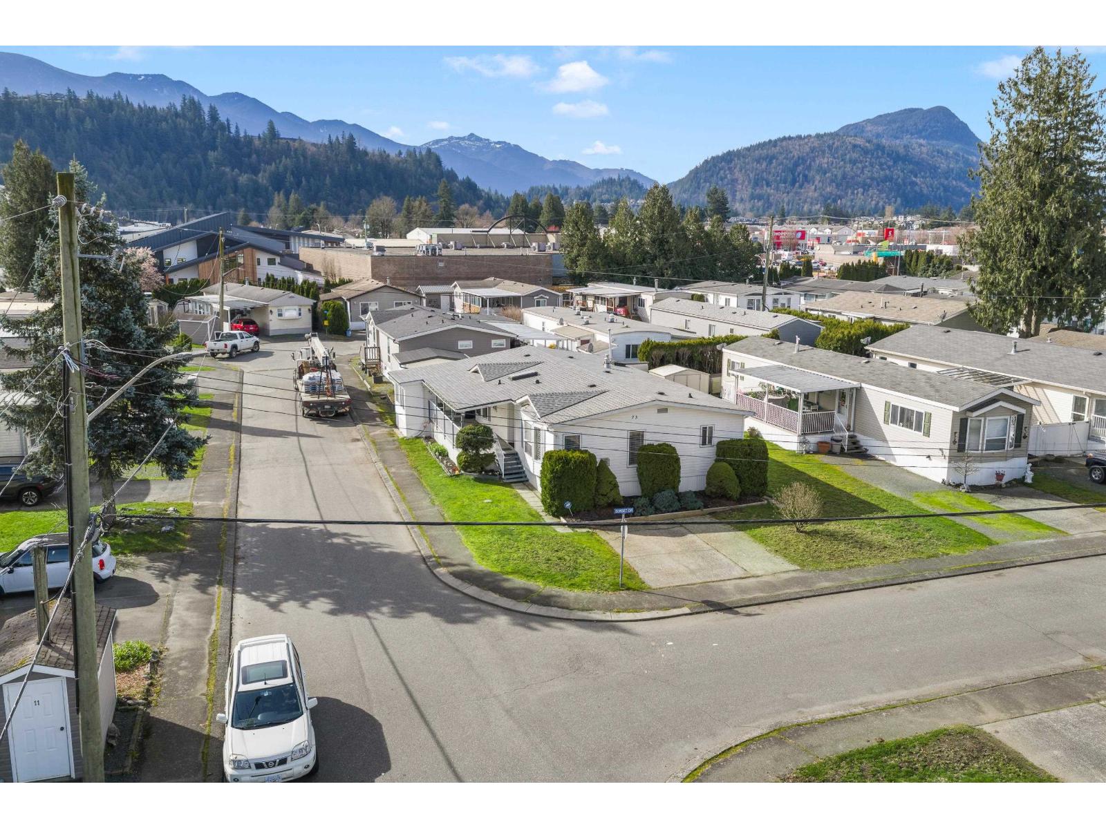 73 6338 VEDDER ROAD|Sardis South