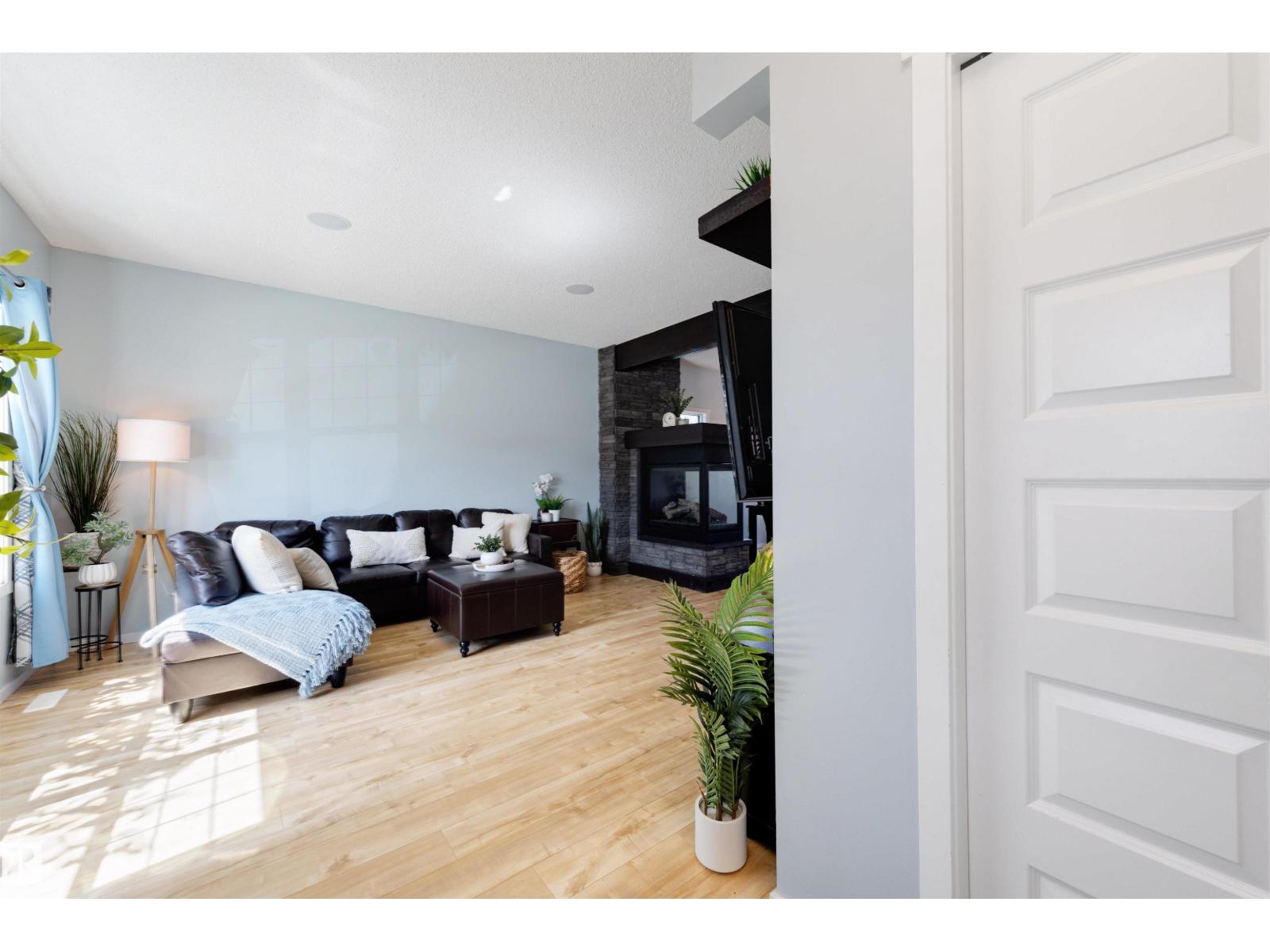 1522 CHAPMAN WY SW