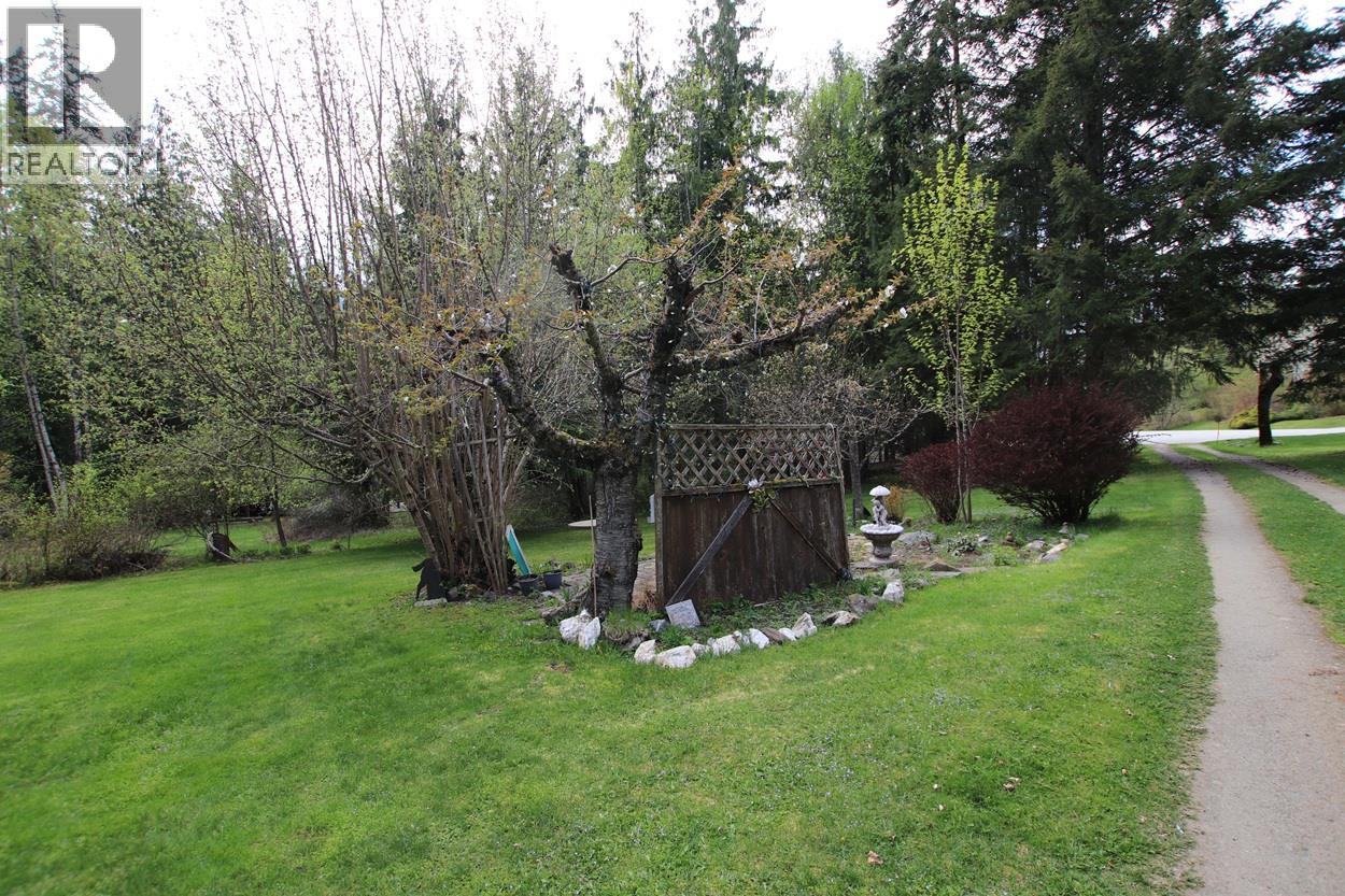 432 Bayles Road