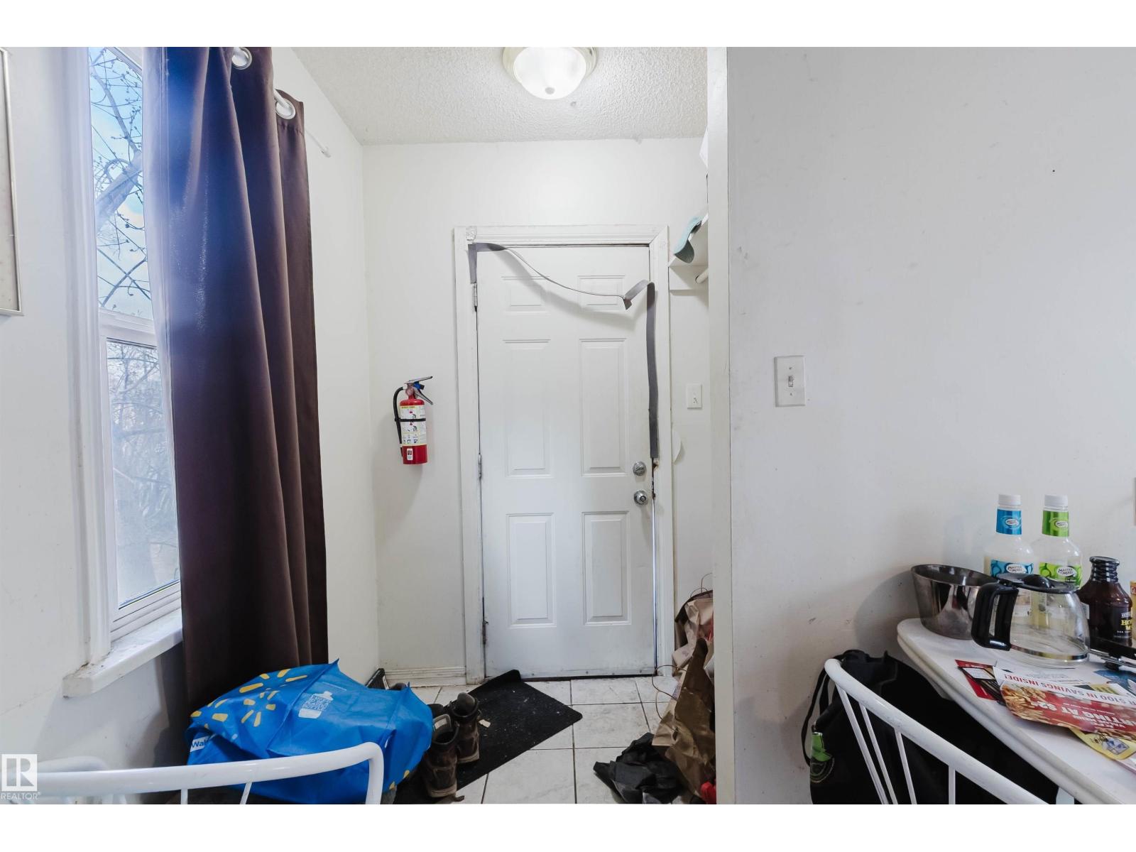12223 127 ST NW