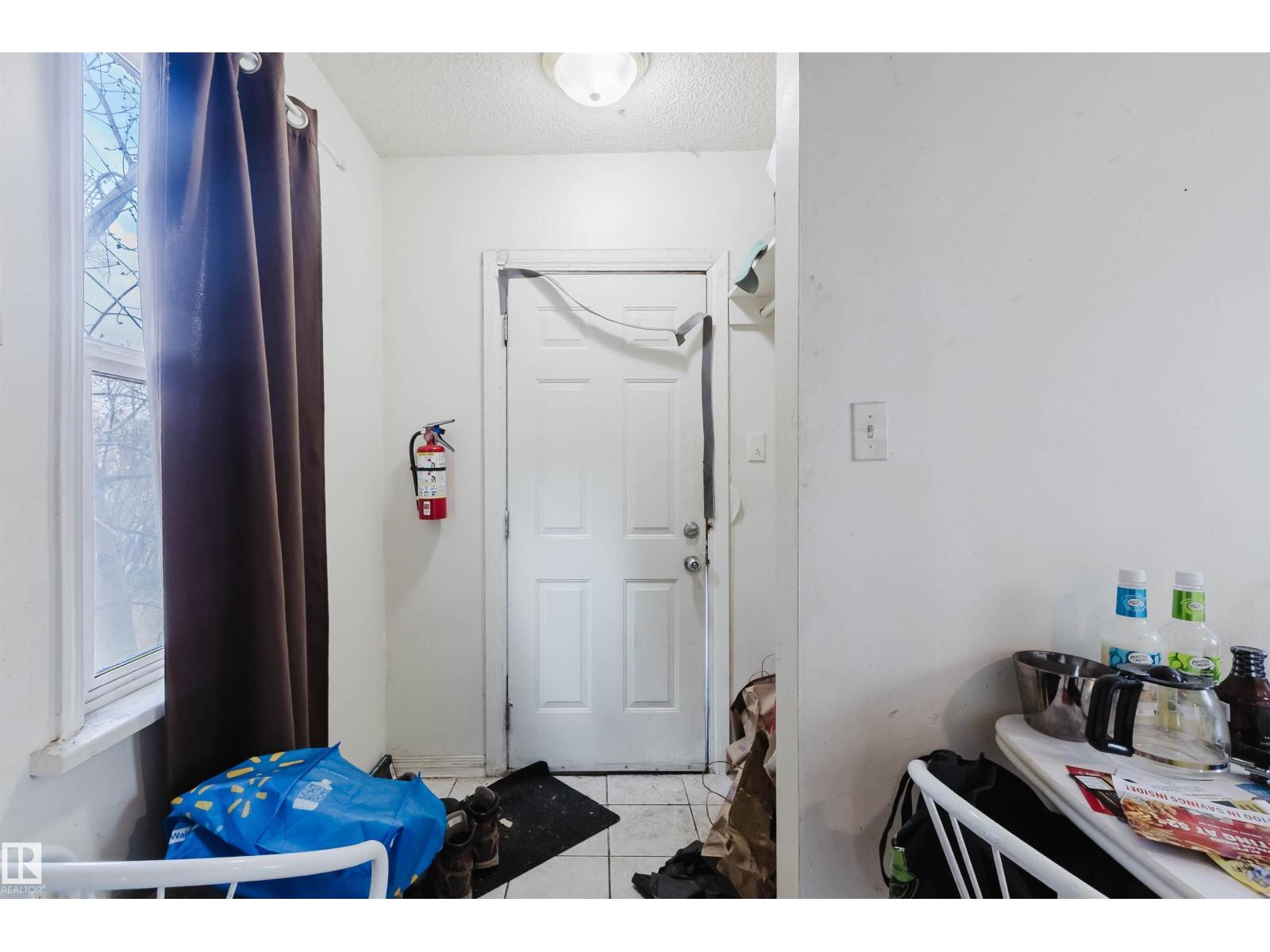 12223 127 ST NW