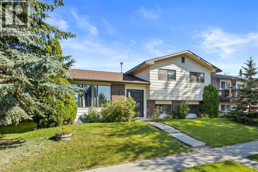 4724 Rundlehorn Drive NE