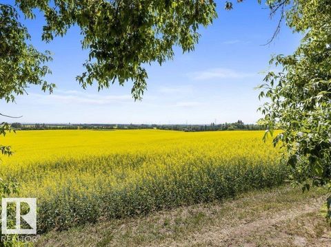 21203 18 ST NW Edmonton AB T5Y6B7