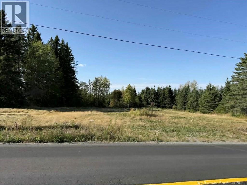 Photo 1 of 3 — 564 Sirois, Sainte-Anne-De-Madawaska, NB E7E1V3