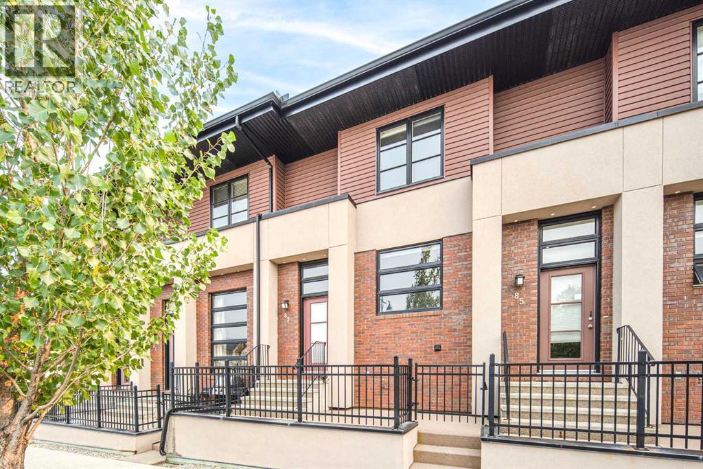 83 Aspen Hills Green SW