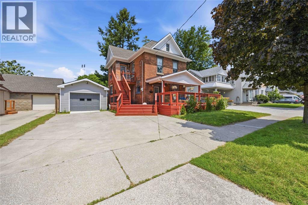 136 DURAND STREET