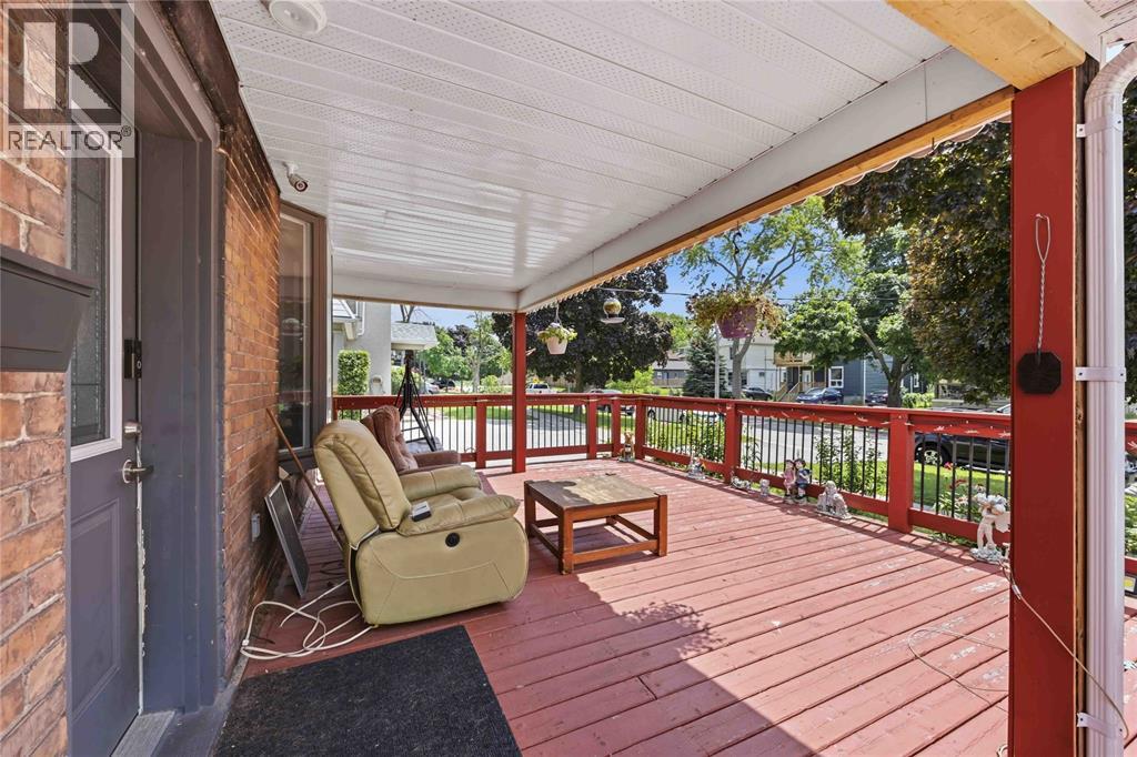 136 DURAND STREET