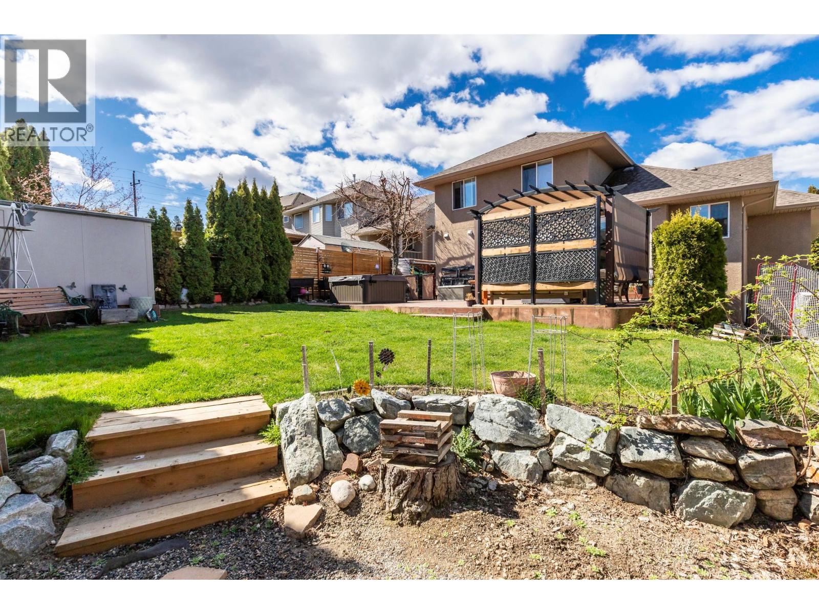 4945 South Ridge Drive