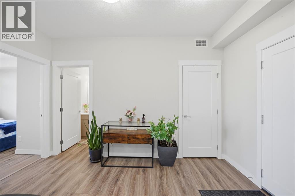 213, 400 Auburn Meadows Common SE