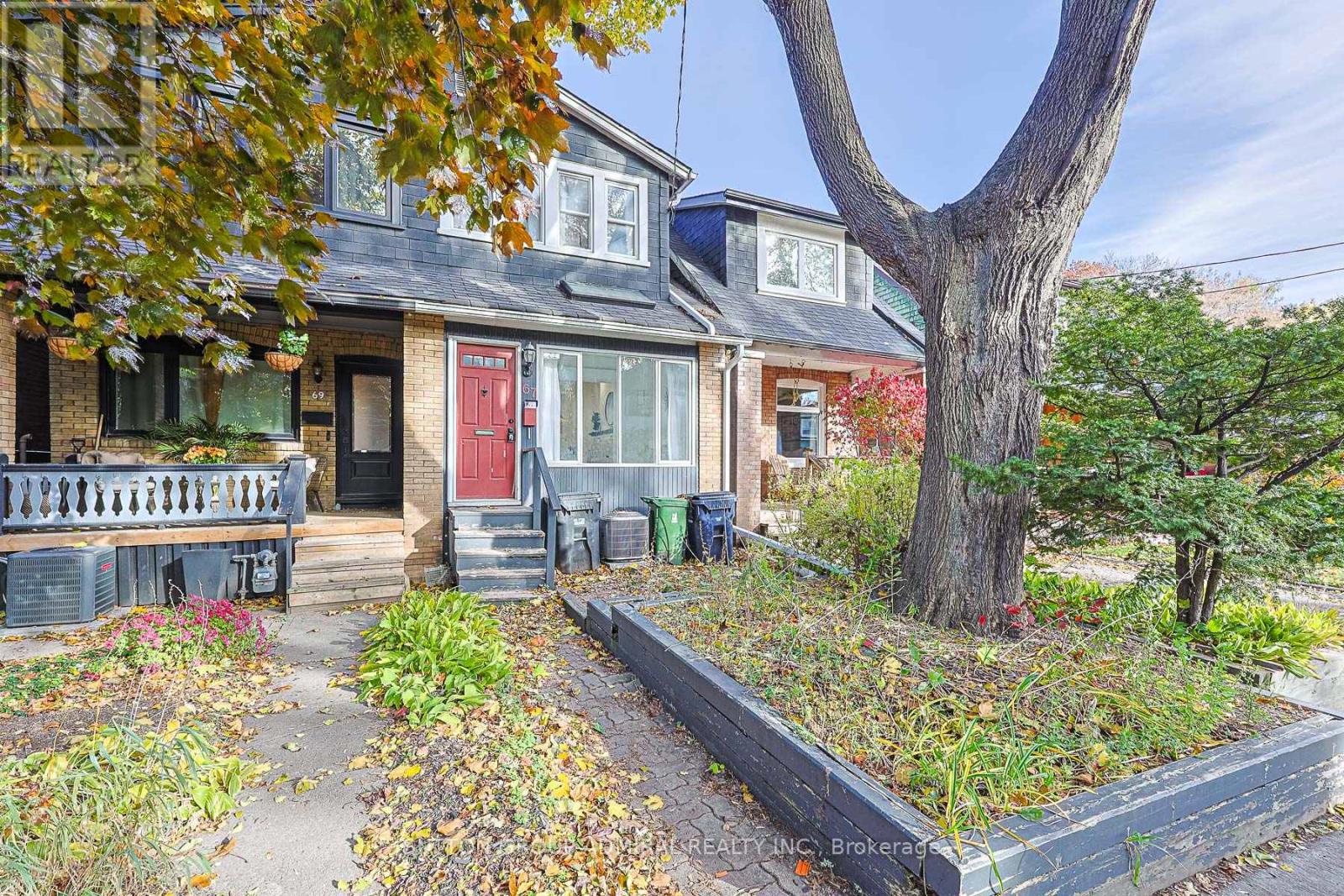 67 GAINSBOROUGH ROAD