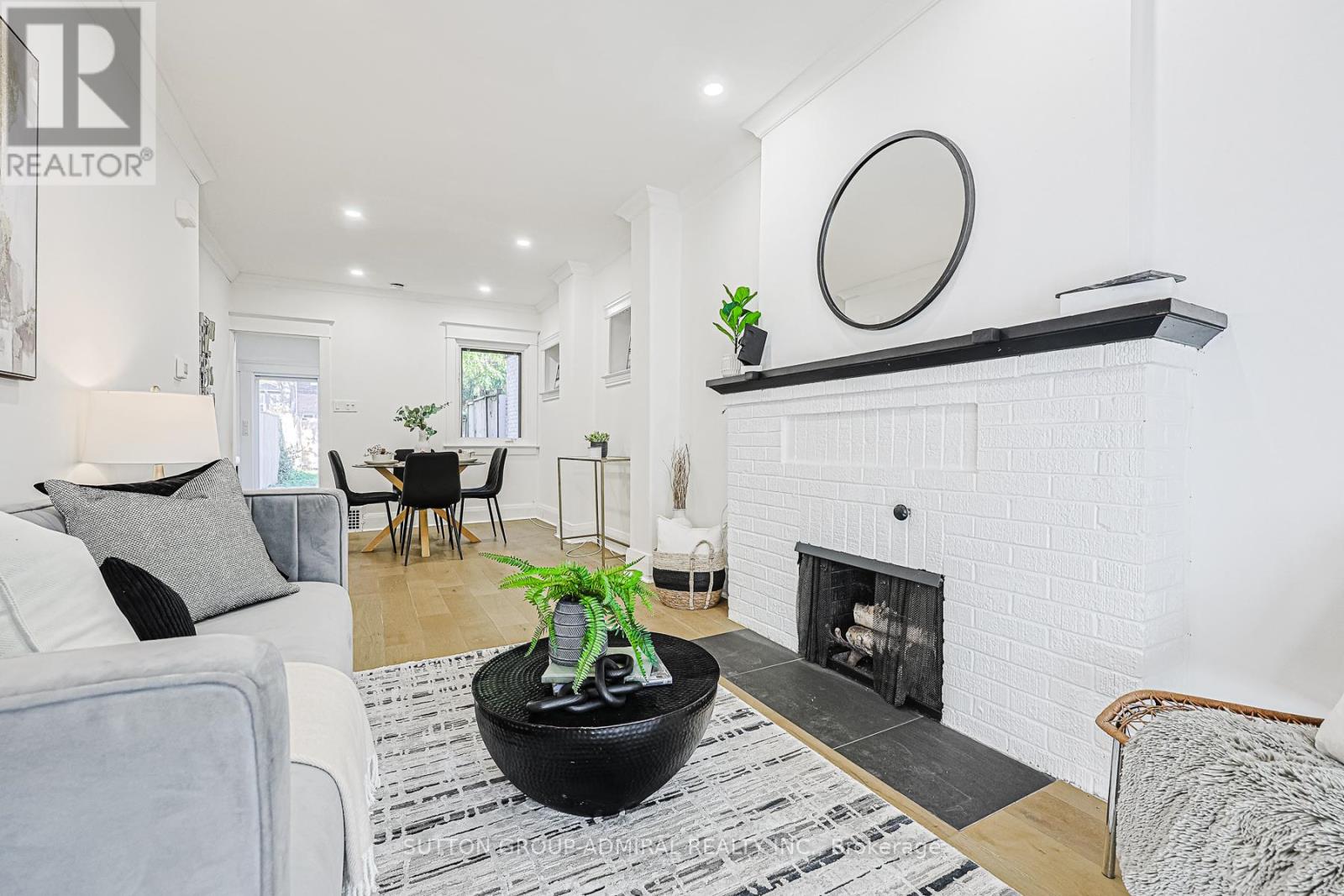 67 GAINSBOROUGH ROAD