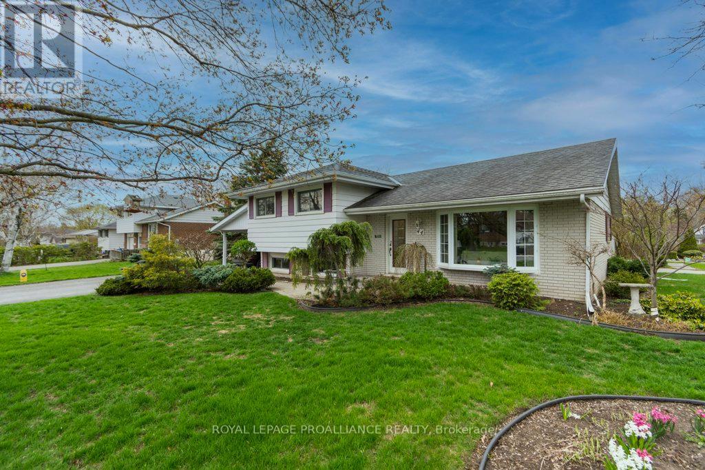 44 SHONIKER AVENUE