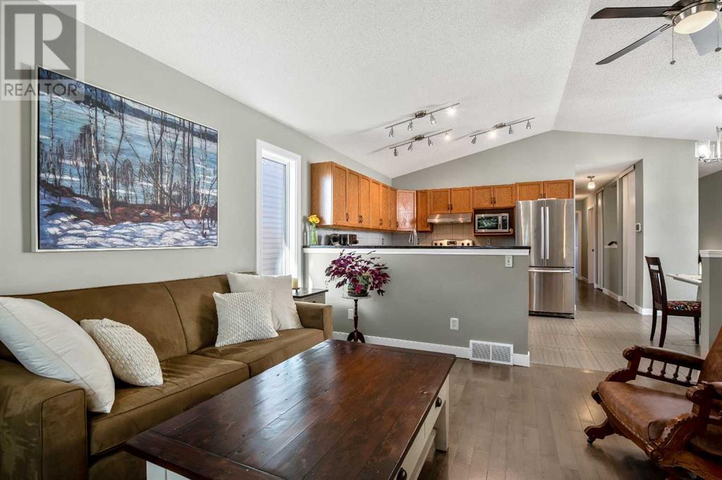 101 Arbour Wood Mews NW