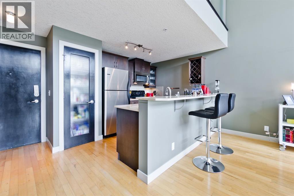 410, 317 19 Avenue SW