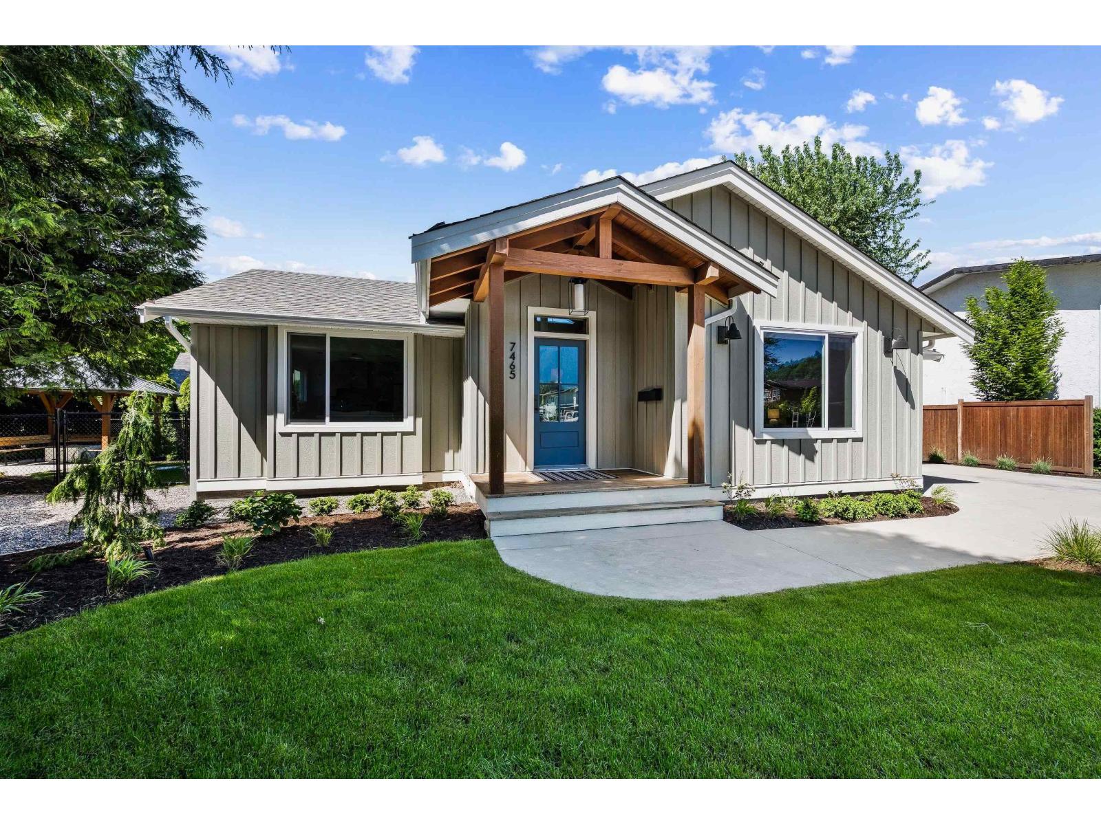 7465 LAUREL PLACE|Agassiz